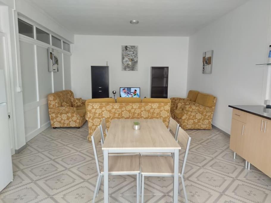 Calheta  Rua De Baixo Apartments מראה חיצוני תמונה